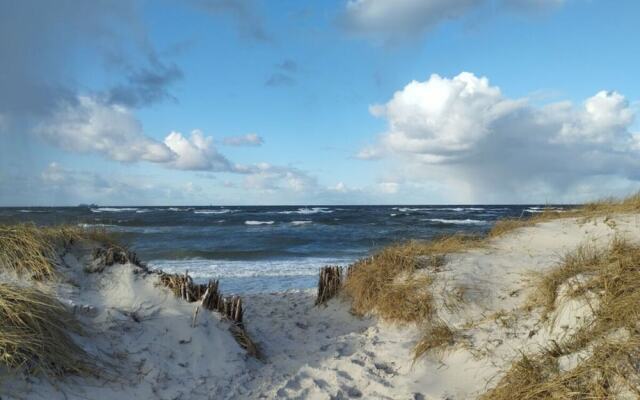 Birklund Modern Retreat