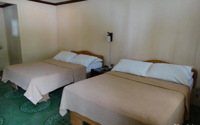 Whites and Greens Beach Resort