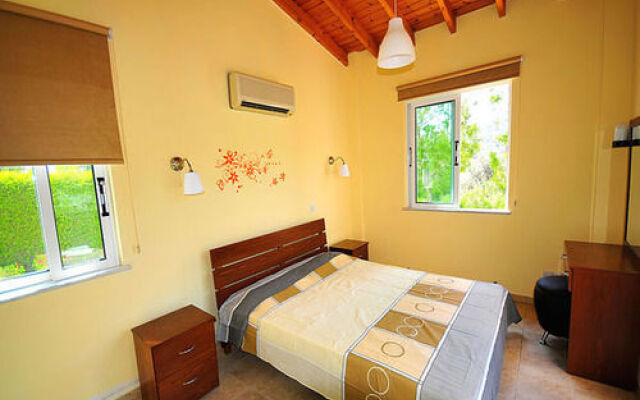 Z & X Holiday Villas - Pomos Area