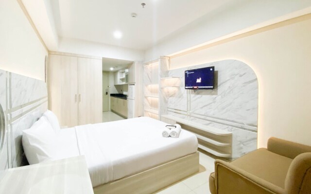 Nice And Elegant Studio Apartment At Warhol (W/R) Residence