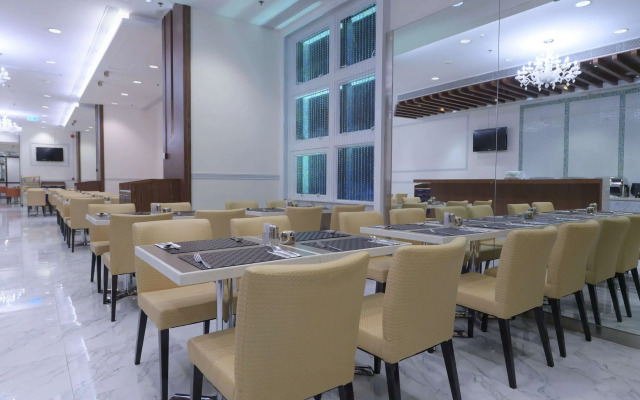 Ramada by Wyndham Hong Kong Grand View