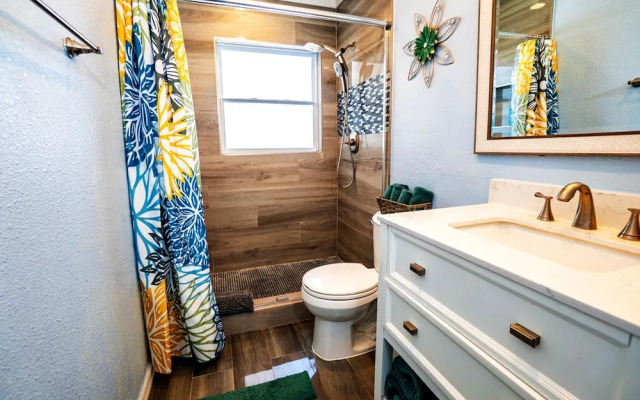 Fun Pool Relax16miles Bushgarden