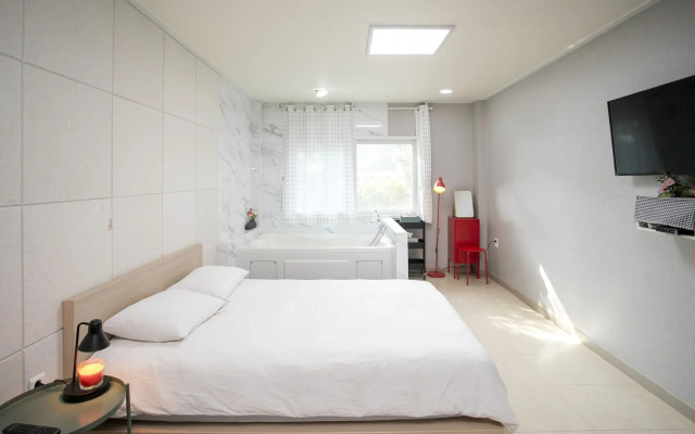 Blossom Pension