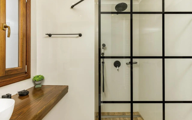 Arxontariki Suites