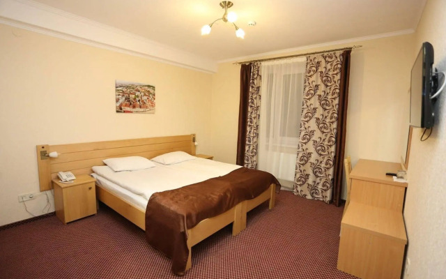 Hotel Argo