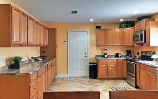 Sarasota Portland 5298