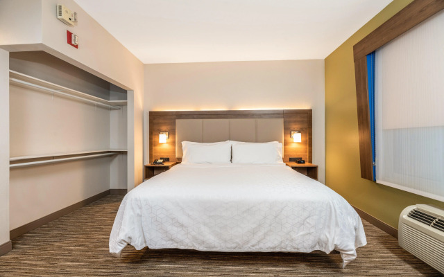 Holiday Inn Express Fremont-Milpitas Central by IHG