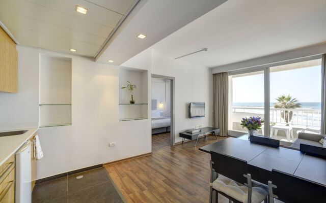 Gorgeous Suite with Ocean View TLV