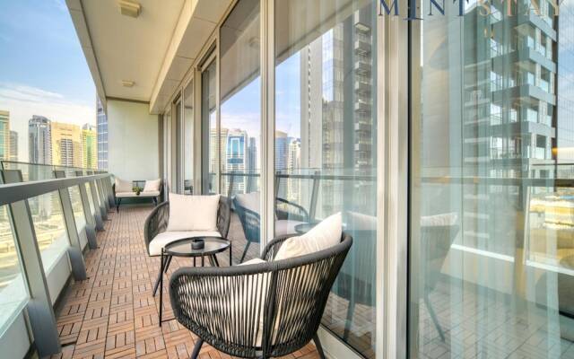 Exclusive 2BR Apt With Superb Balcony Marina Views