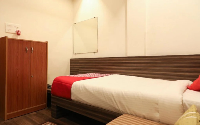 Oyo 22903 Sukoon Service Apartments