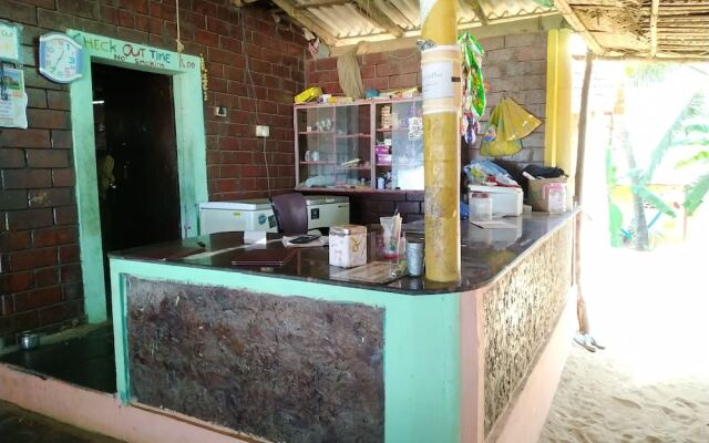 Iroomz Sea Rock Cafe