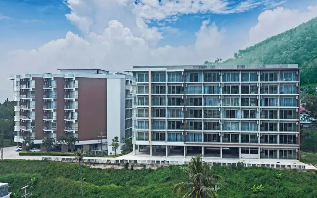 Studio in Chic Condo in Karon A510