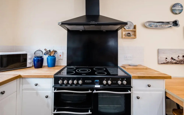 Whitstable's Beachcombers, Sleeps 10, Dog Friendly