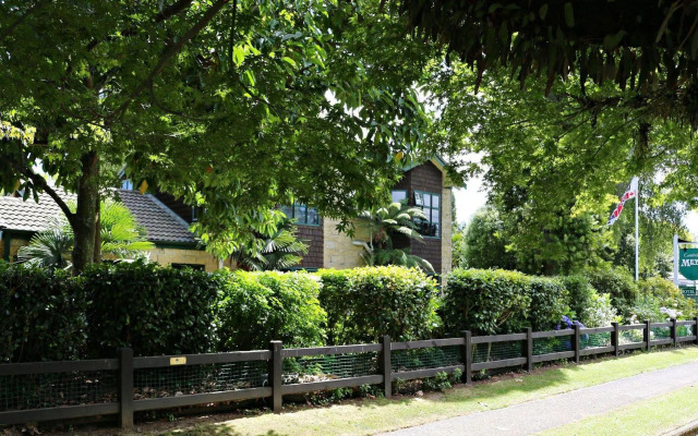 Cambridge Mews