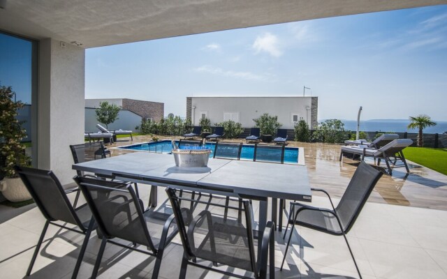 Luxury Villas Royal II with Private Pool