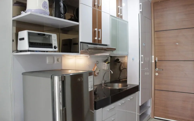 Pleasant 1BR Apartment with Sofa Bed at Dago Suites