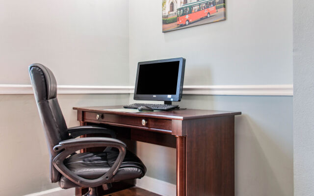 Quality Inn Pooler - Savannah I-95