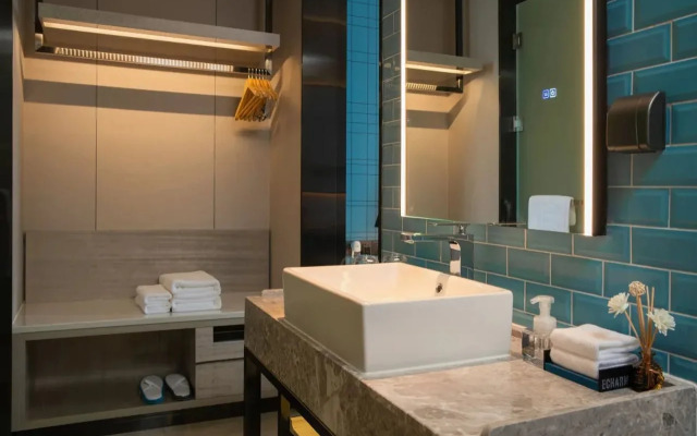 Echarm Hotel (Xilin)