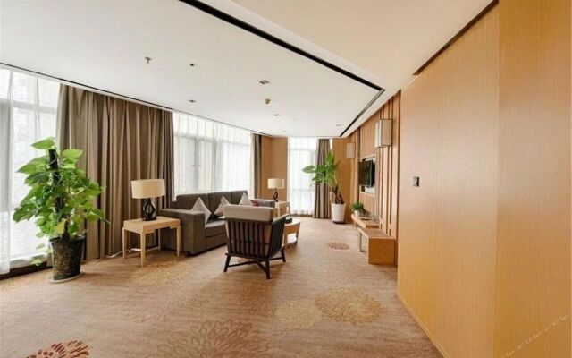Ramada by Wyndham Zhengzhou East