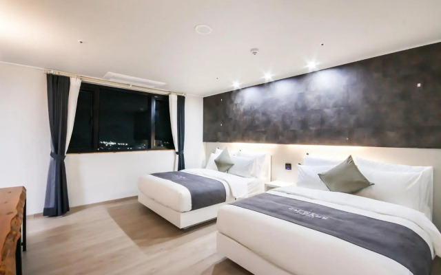 Andong CM Park Hotel