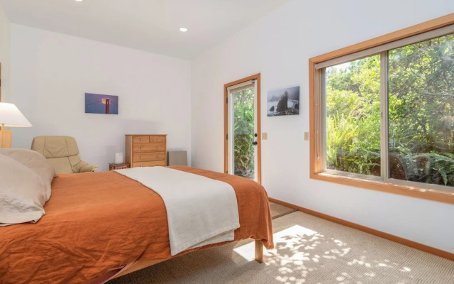 Shell Beach Retreat