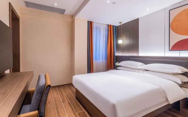 Ruifeng Hotel Railway Station Store