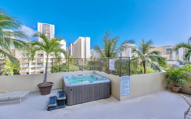 2140 Kuhio Ave #607