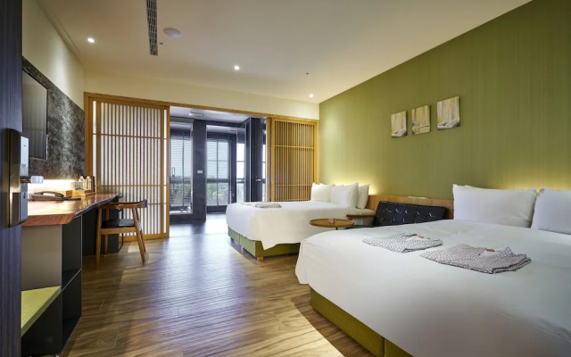 Shine Mood Resort
