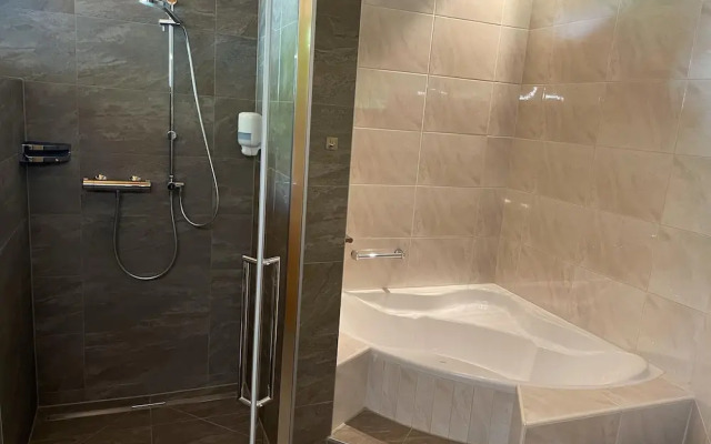 Lehner Schlossl With Whirlpool and Sauna