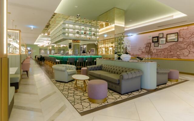 The Emerald House Lisbon, Curio Collection By Hilton