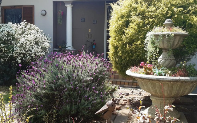 Die Tuis Huis Selfcatering Guesthouse