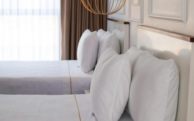 Six Hotel Guadalajara Degollado