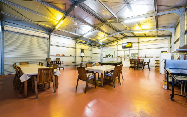 Cypress Pines Studio Villas