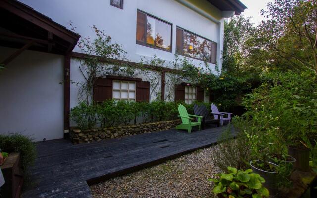 Reindeer Taichung Herb House