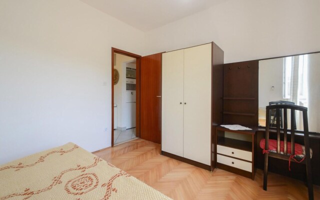 Amazing Apartment in Racisce With Wifi and 1 Bedrooms