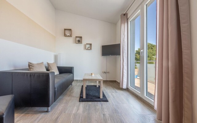 Beautiful Apartment in Vrana With Wifi and 2 Bedrooms