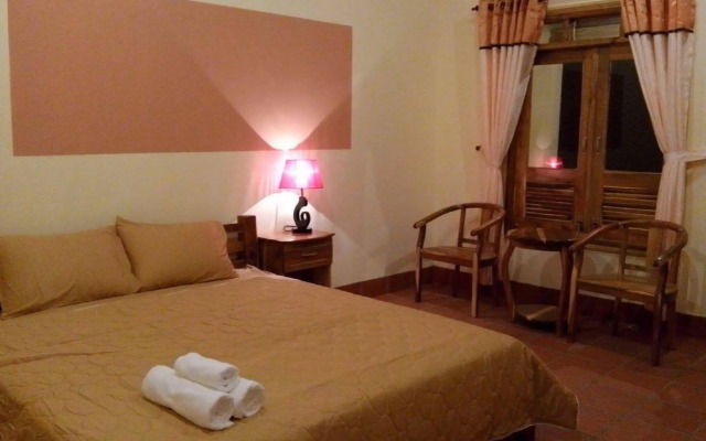 Thuyhouse Resort