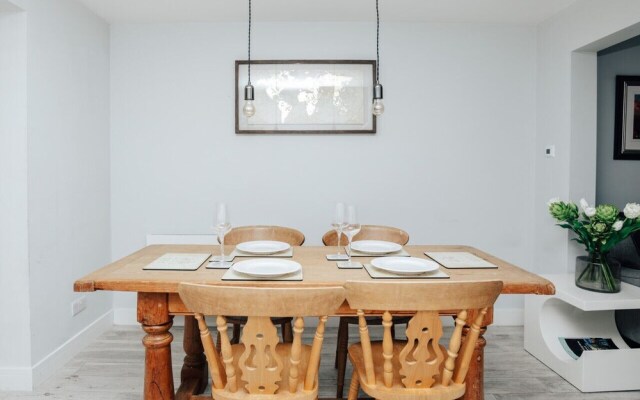 Propeller House - From 165 Per Night