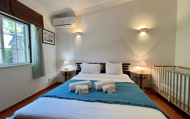 Alvor Traditional Villa by Homing