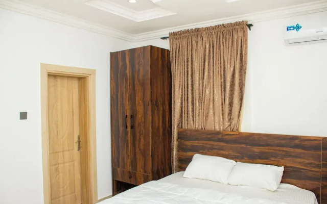 Skenyo Hotel & Apartments