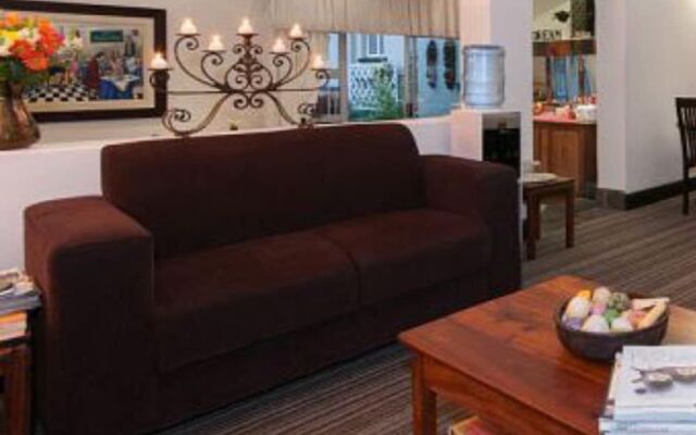 Hobie Beach Guest House