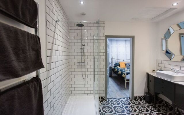 Oakley Country Retreat-1 Bed-garden-free Parking