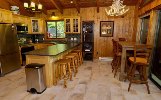 Mccall Lakefront Oasis by Casago Mccall - Donerightmanagement