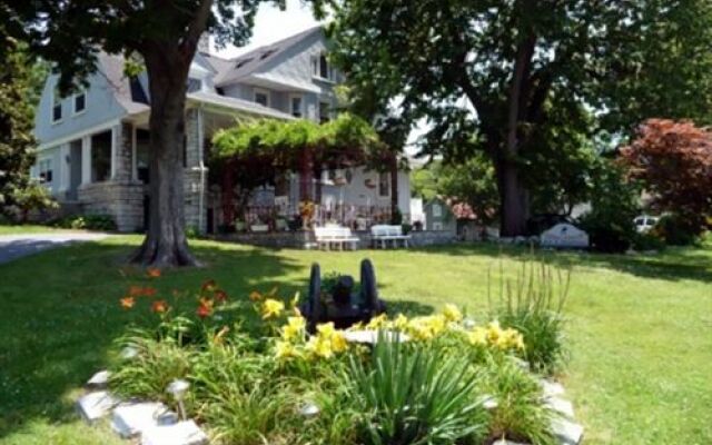 Friendly City Inn Bed & Breakfast