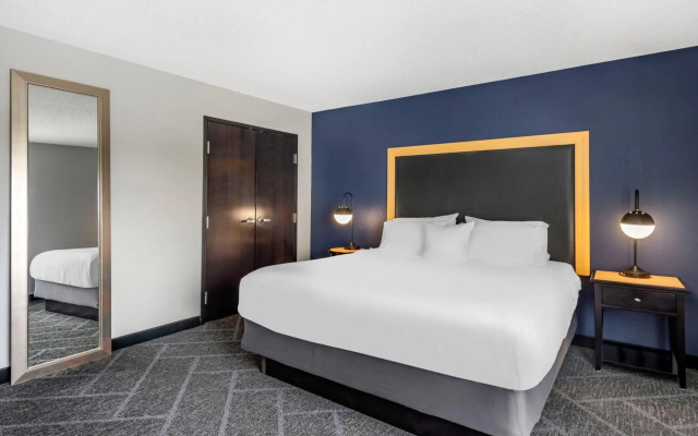 Cambria Hotel Minneapolis Maple Grove