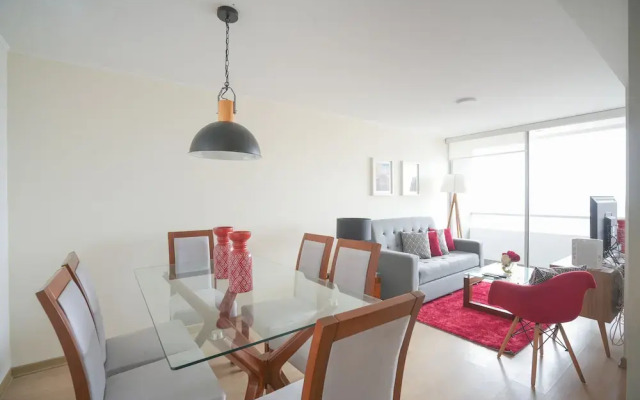 GLOBALSTAY. Martino 2BR Apartments. Sea View, Pool, Gym, BBQ