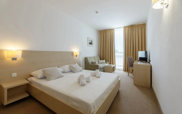 Family Hotel Adria