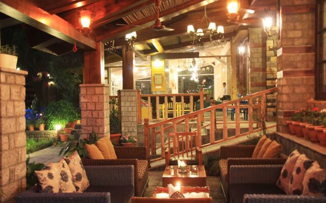 Hotel Hadimba Way
