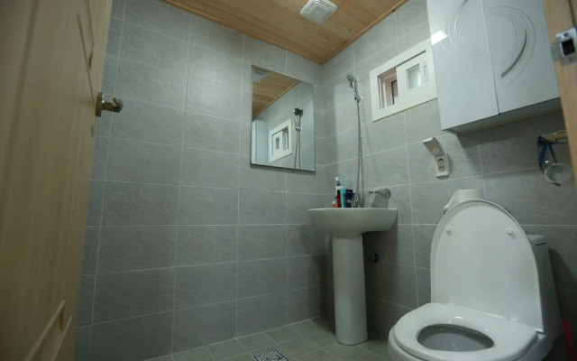 Seogwipo Chogain inn Guest House