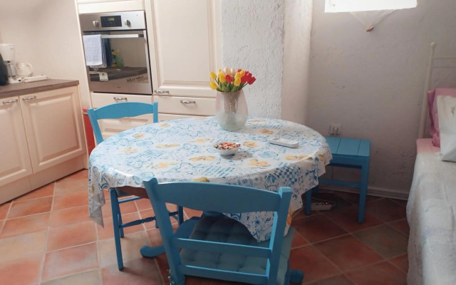 Studio Apartman Blue Sky